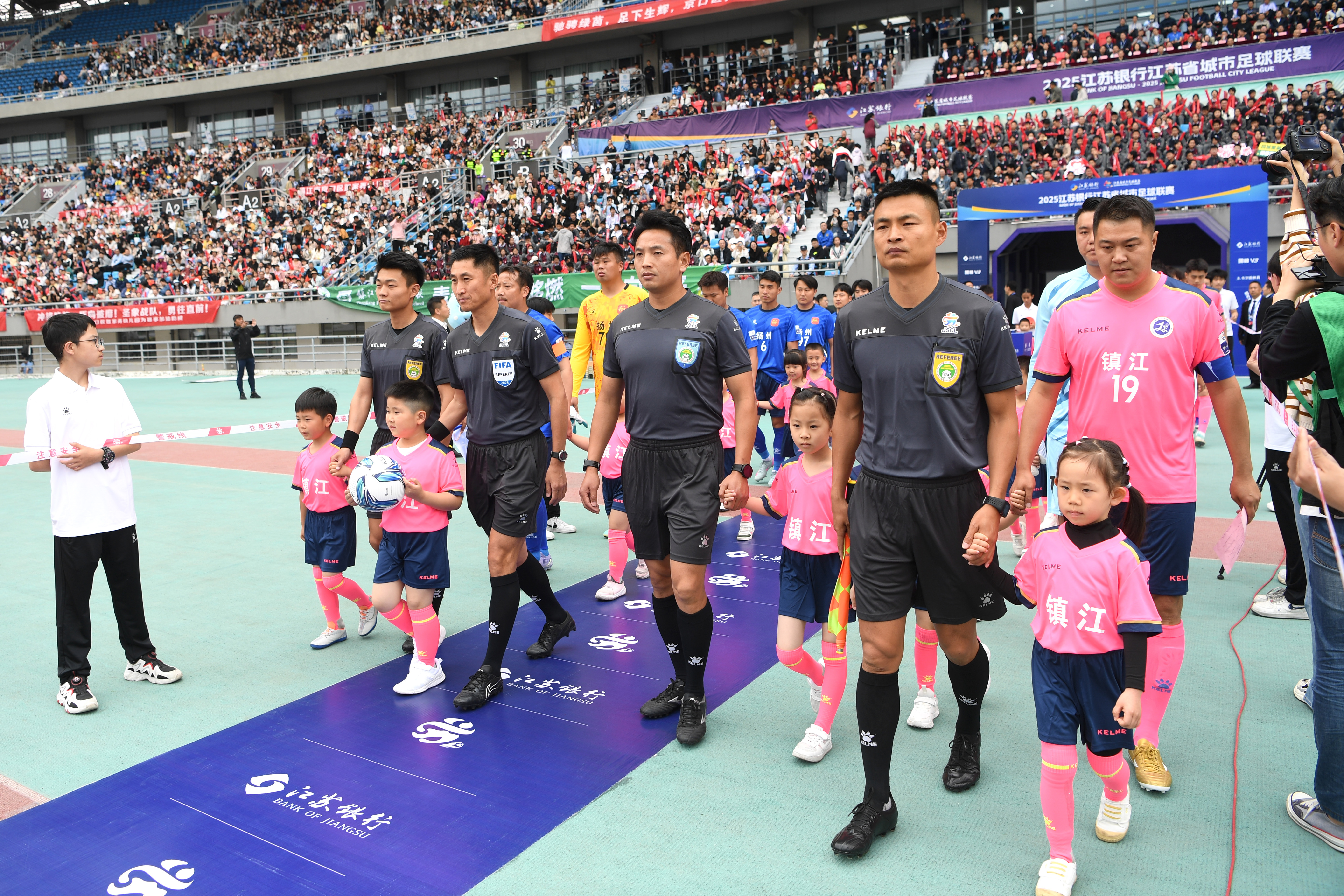 高水平足球联赛开赛,球队实力对比 高水平足球联赛开赛,球队实力对比