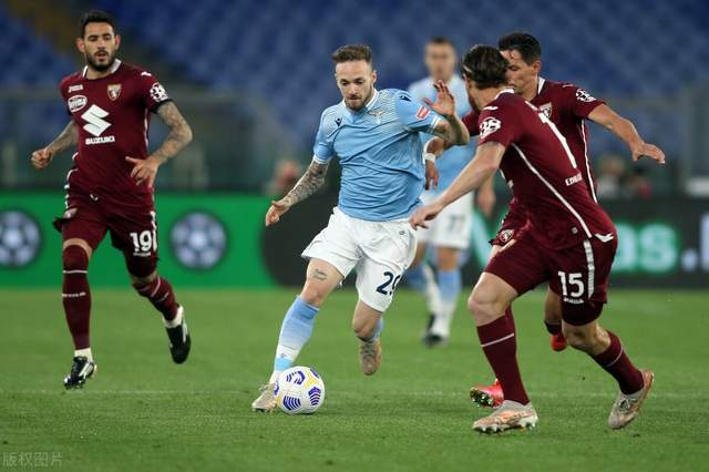 关于贝内文托主场失利，处于保级压力下的信息