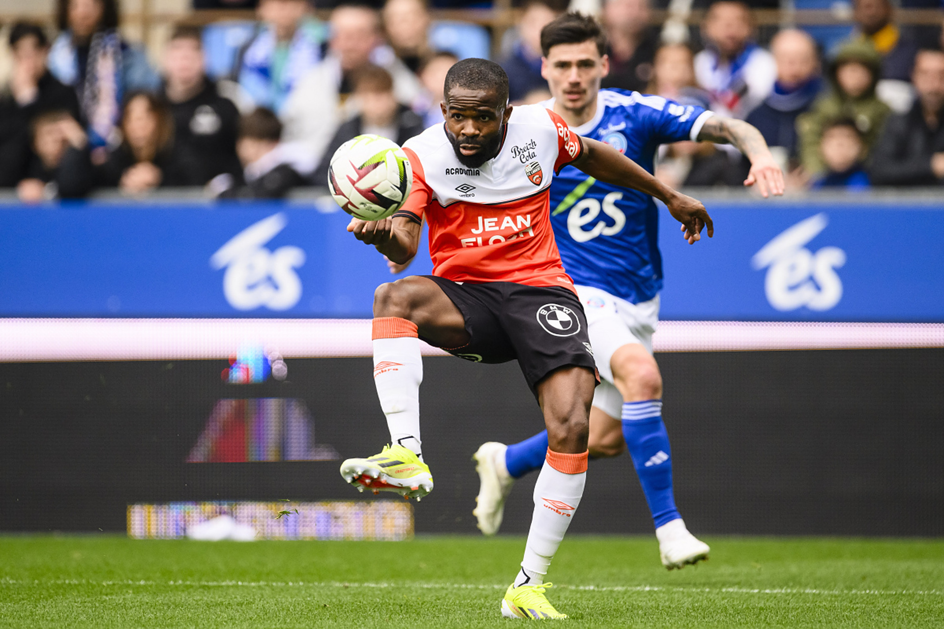 里昂实现连胜，晋级下一轮比赛的简单介绍