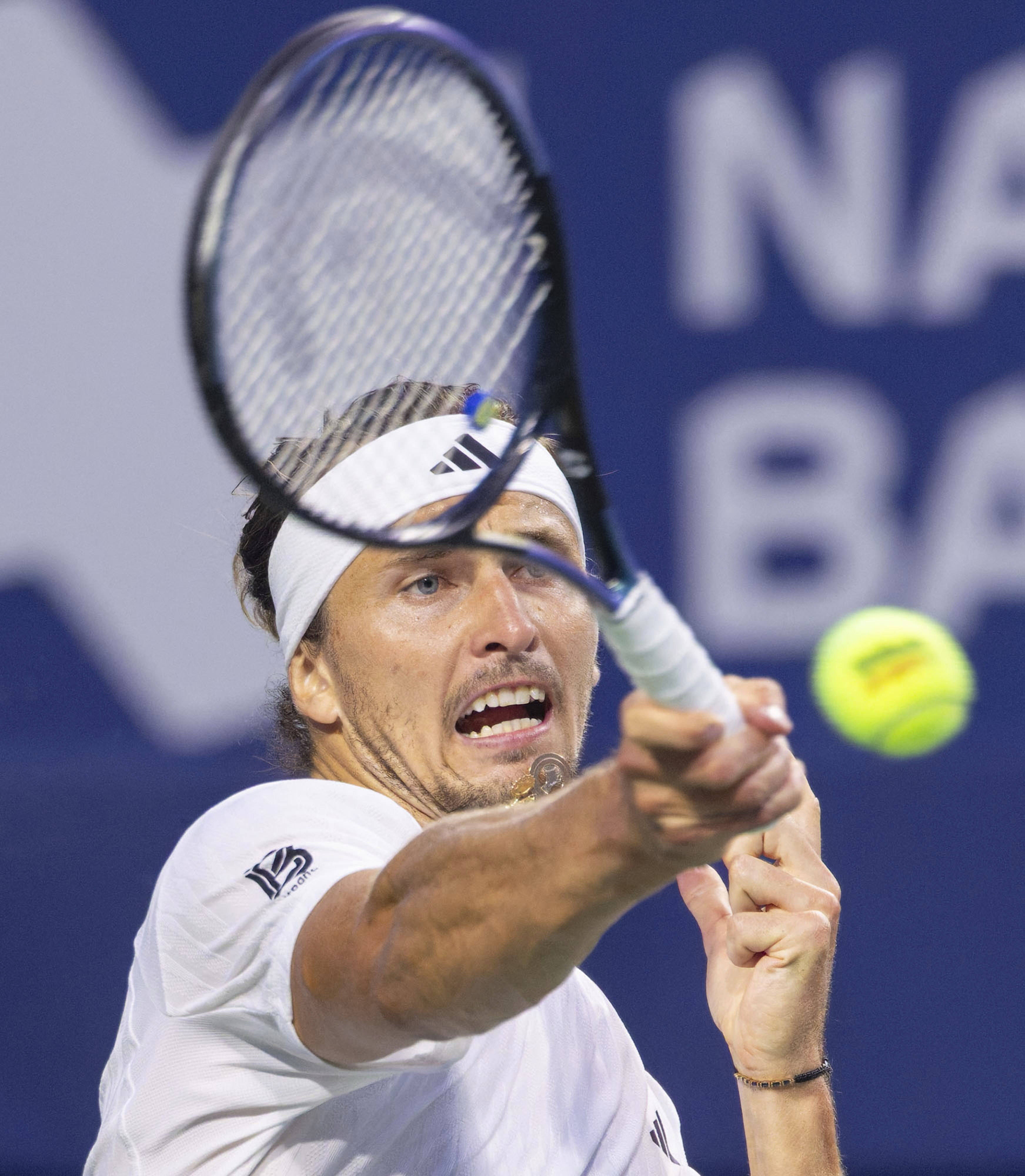 欧洲网球队强势世界网球队，兹维列夫三分雨点燃全场的简单介绍