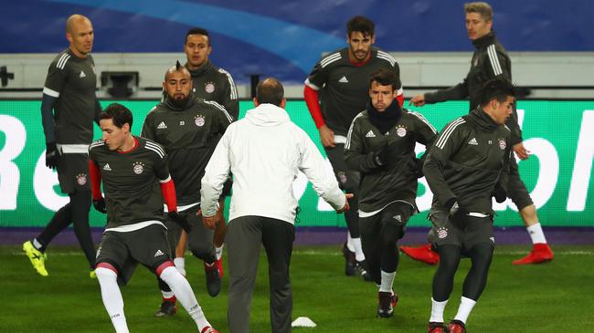 法国轻取比利时，蒂亚戈扛起全队